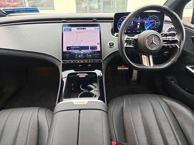 More views of Mercedes-Benz EQE