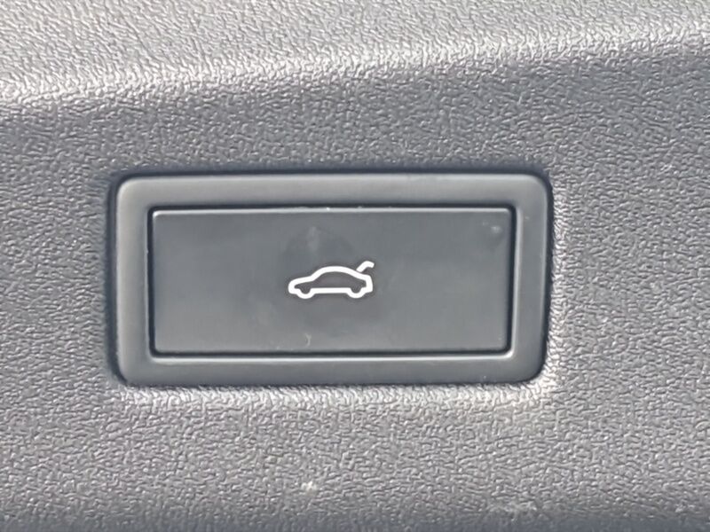 More views of Volkswagen ID.7