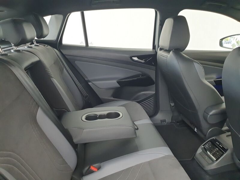 More views of Volkswagen ID.4
