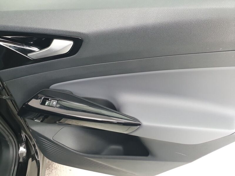 More views of Volkswagen ID.4