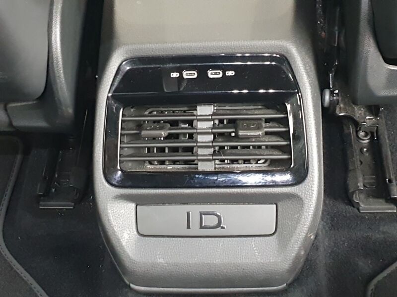 More views of Volkswagen ID.4