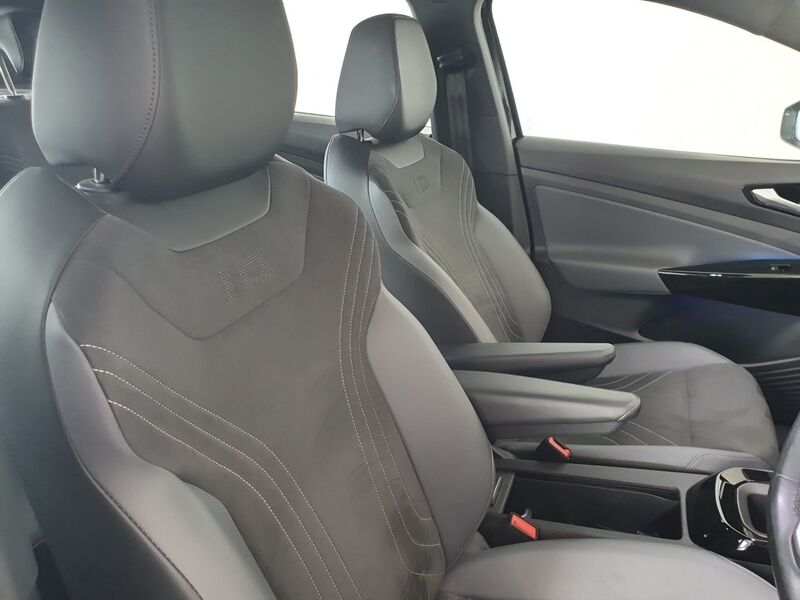 More views of Volkswagen ID.4