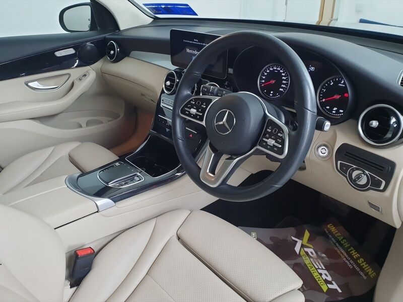More views of Mercedes-Benz GLC