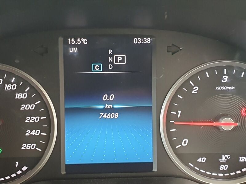 More views of Mercedes-Benz GLC