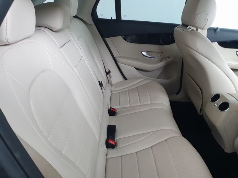 More views of Mercedes-Benz GLC
