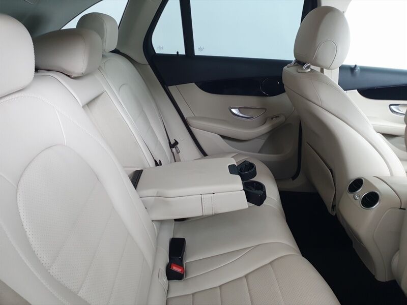 More views of Mercedes-Benz GLC
