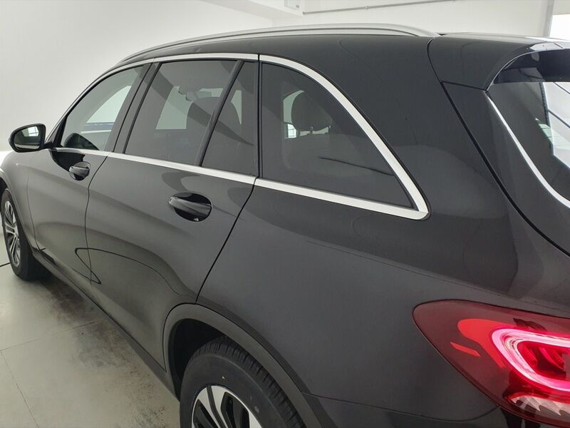 More views of Mercedes-Benz GLC