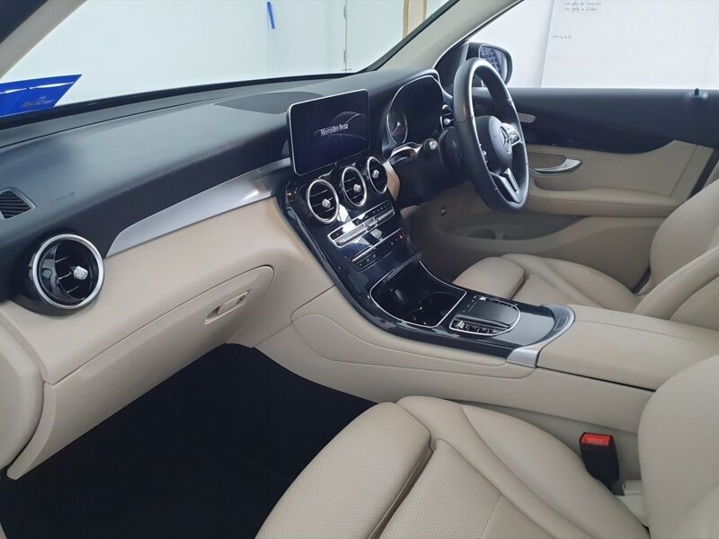 More views of Mercedes-Benz GLC