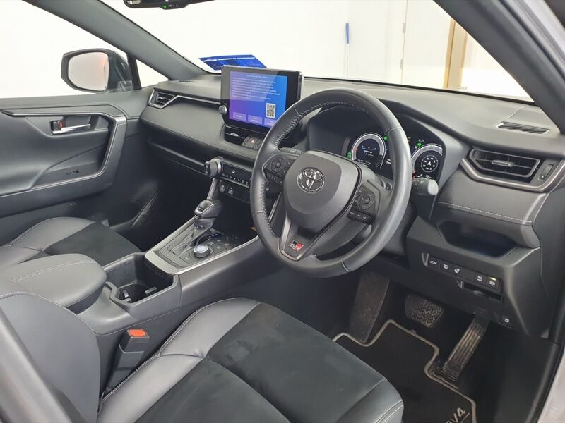 More views of Toyota RAV4
