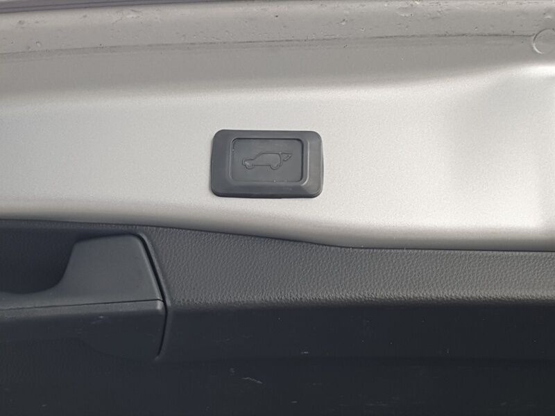 More views of Toyota RAV4