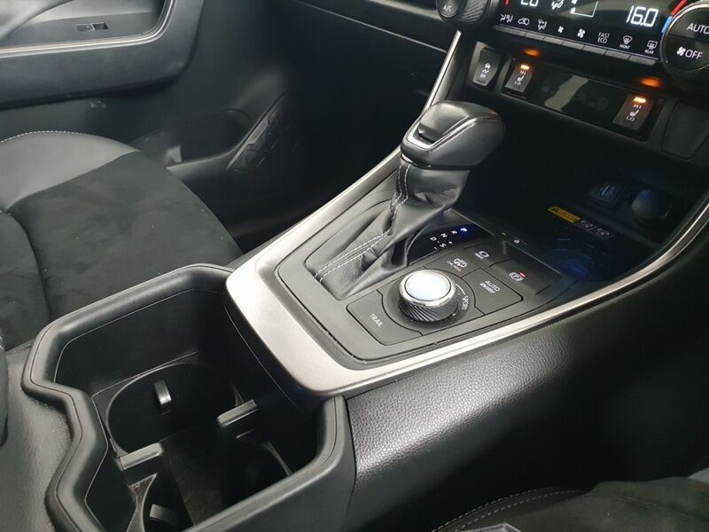 More views of Toyota RAV4