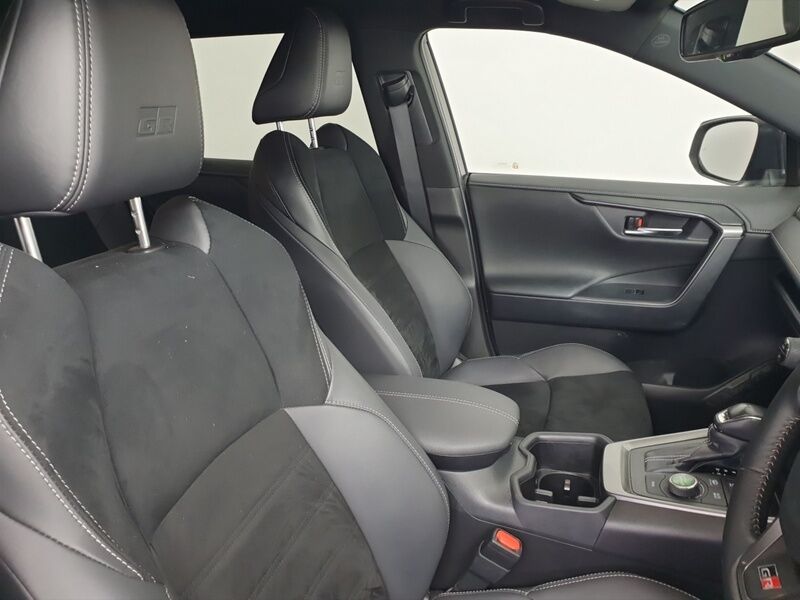 More views of Toyota RAV4