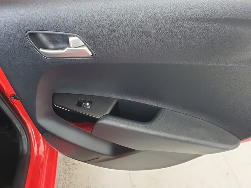 More views of Kia Picanto