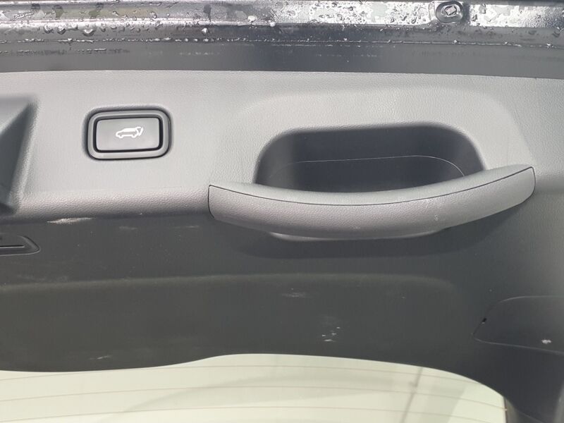 More views of Hyundai Tucson