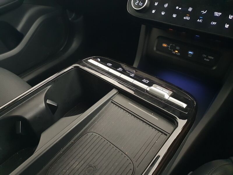 More views of Hyundai Tucson