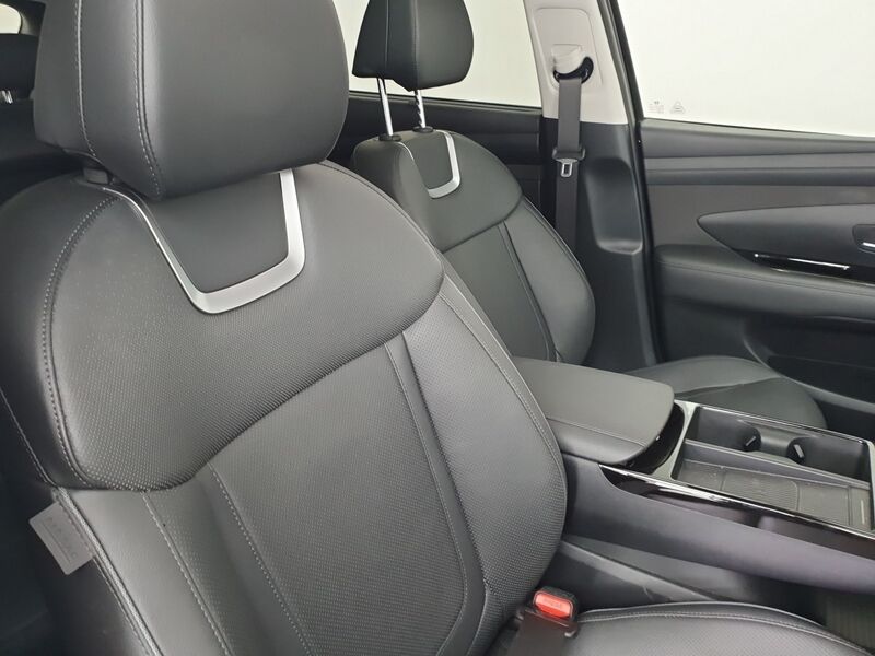 More views of Hyundai Tucson