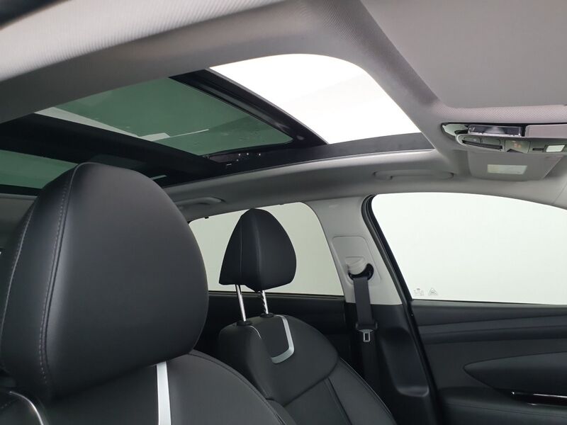 More views of Hyundai Tucson