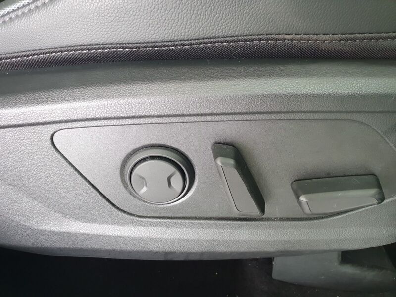More views of Hyundai Tucson