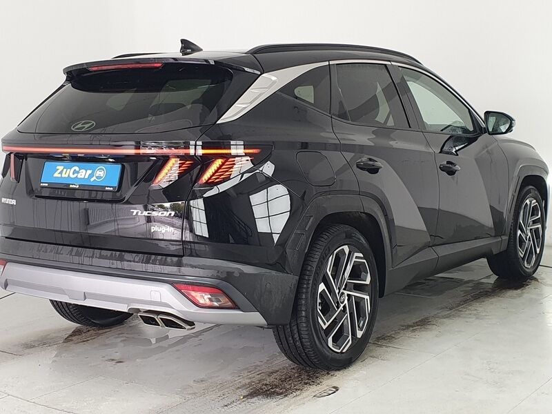 More views of Hyundai Tucson