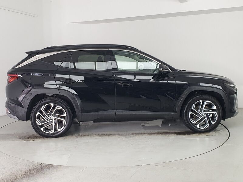 More views of Hyundai Tucson