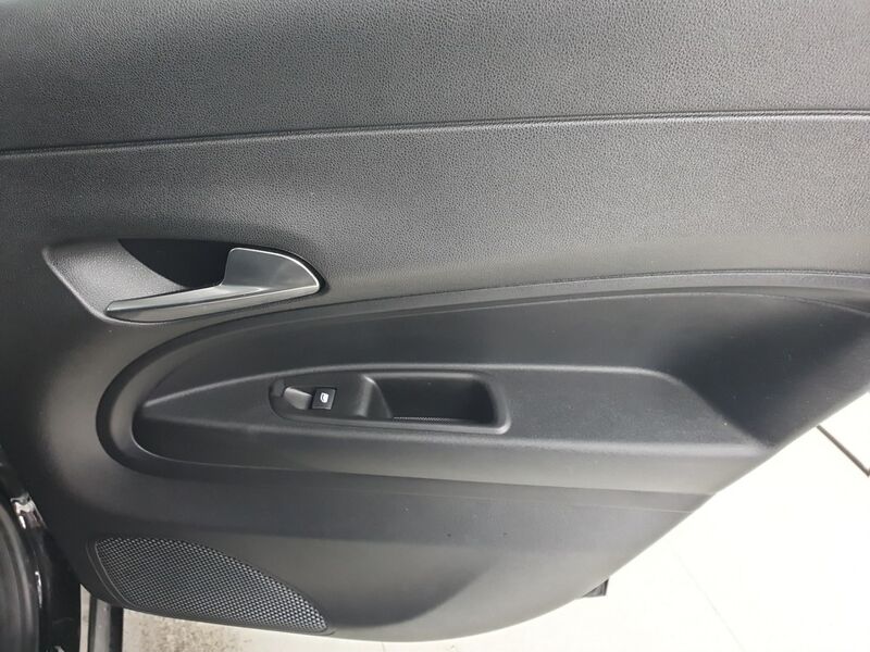 More views of Jeep Avenger