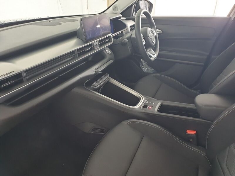 More views of Jeep Avenger