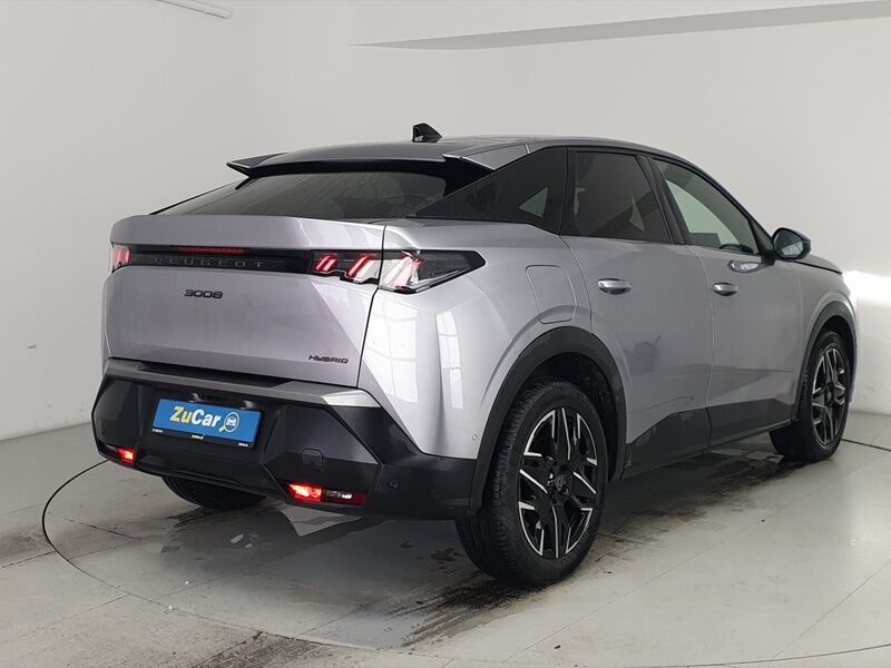 More views of Peugeot 3008