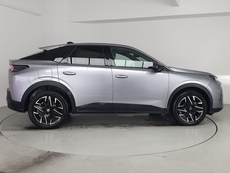 More views of Peugeot 3008