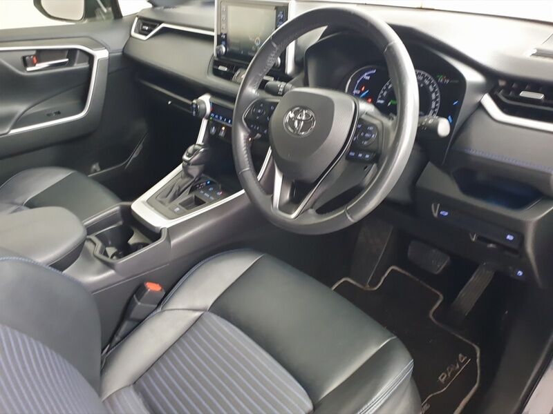 More views of Toyota RAV4