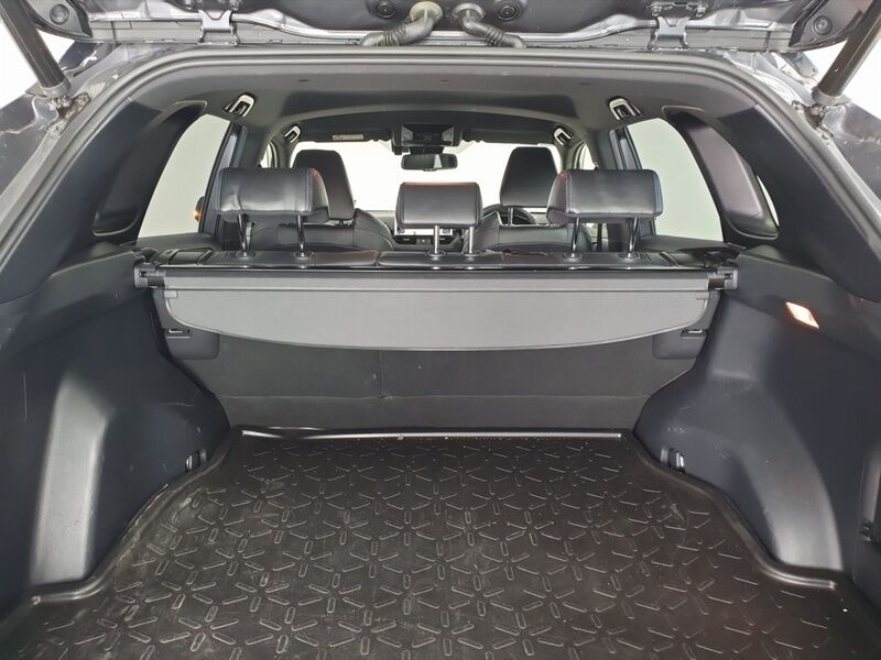 More views of Toyota RAV4