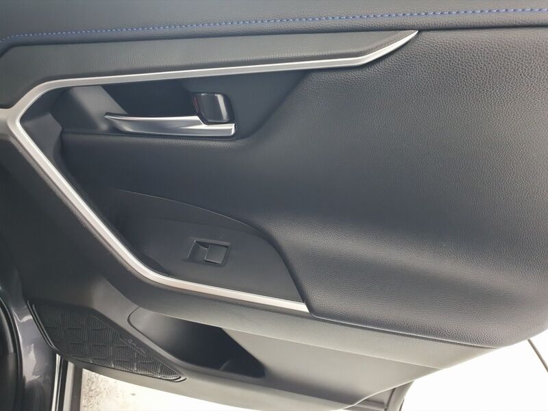 More views of Toyota RAV4