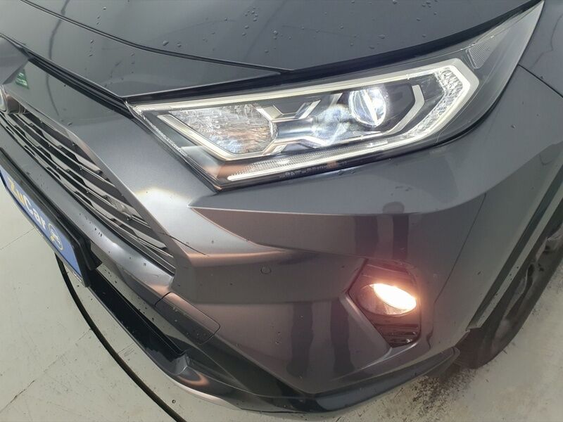 More views of Toyota RAV4