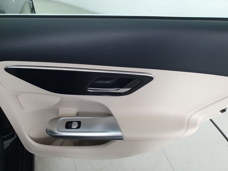 More views of Mercedes-Benz C-Class