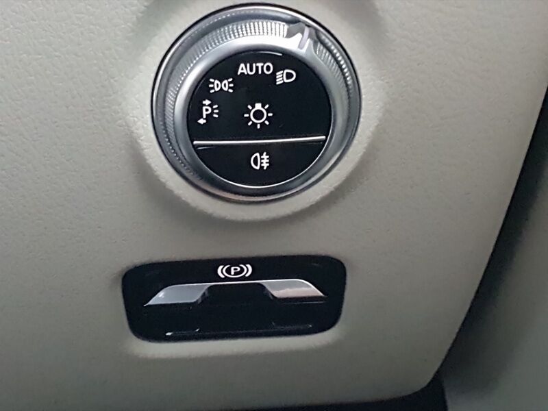 More views of Mercedes-Benz C-Class