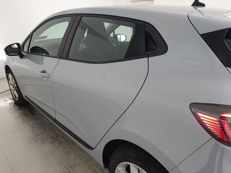 More views of Renault Clio