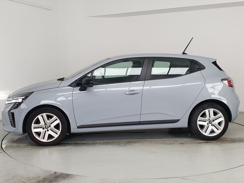 More views of Renault Clio
