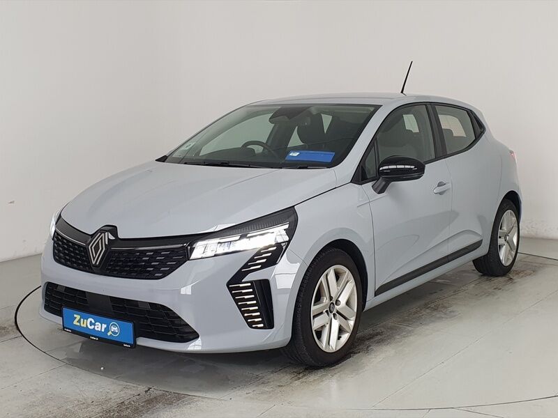 More views of Renault Clio