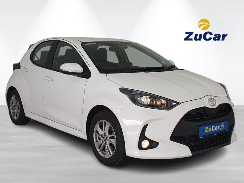 More views of Toyota Yaris