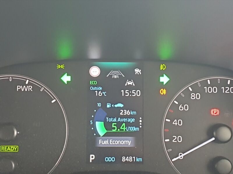 More views of Toyota Yaris