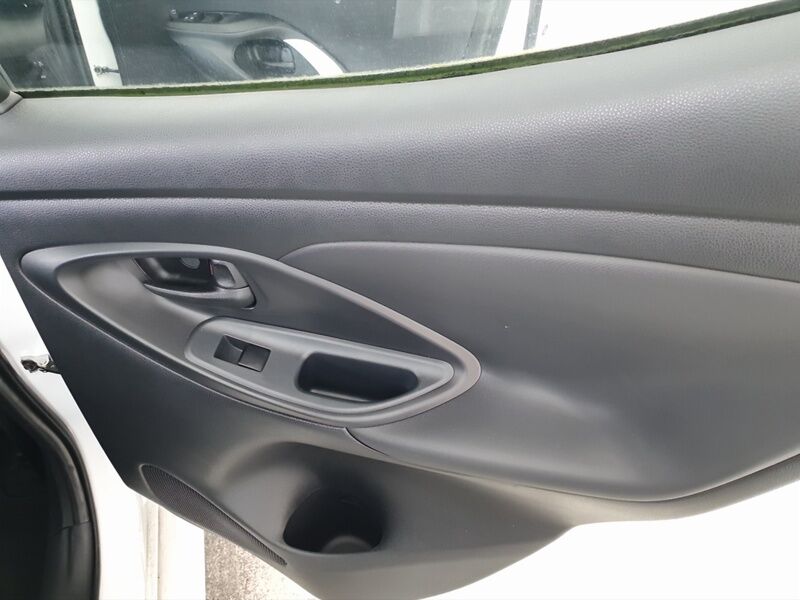 More views of Toyota Yaris