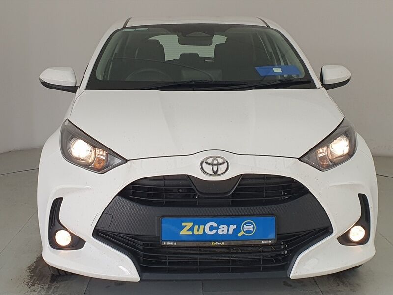 More views of Toyota Yaris