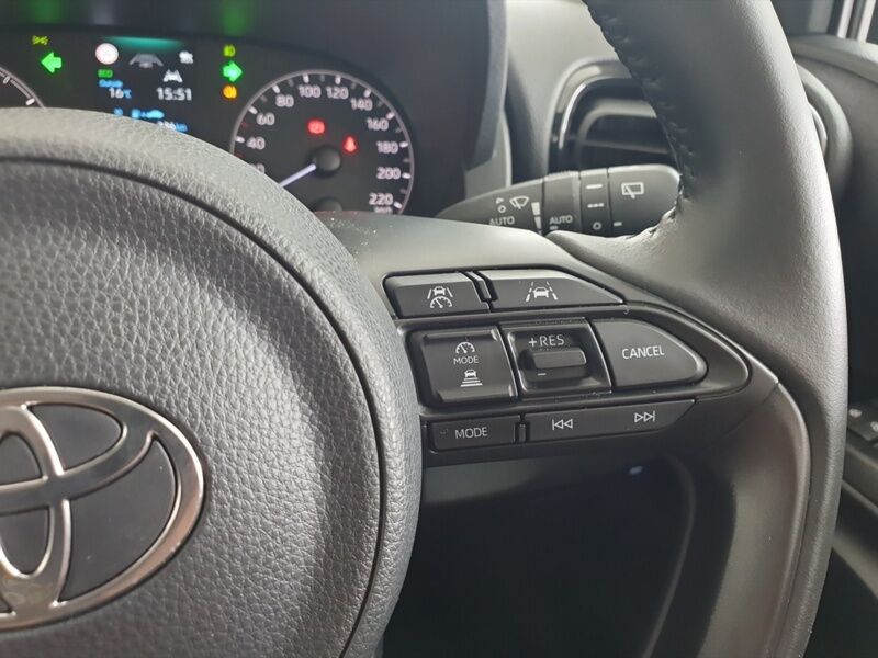 More views of Toyota Yaris