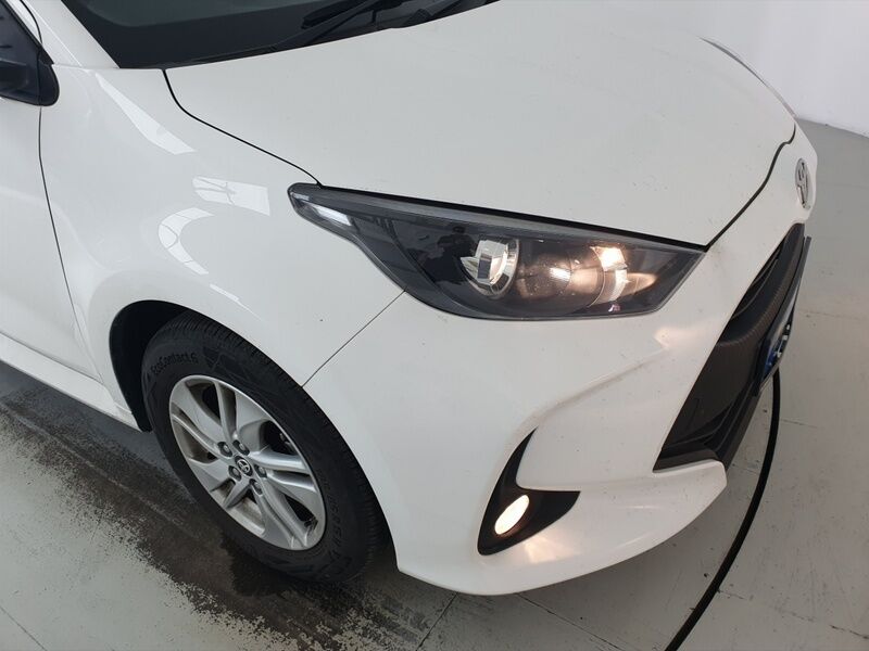More views of Toyota Yaris