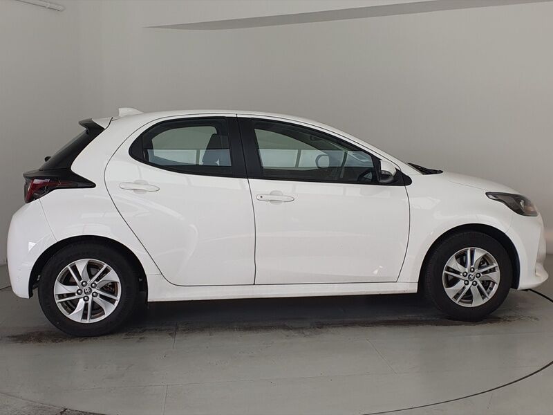 More views of Toyota Yaris